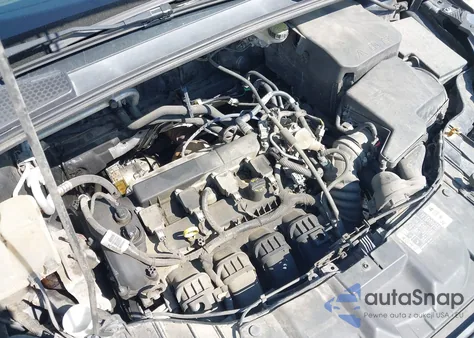 2016 Ford Focus S z USA, uszkodzony, nr VIN 1FADP3E29GL378194